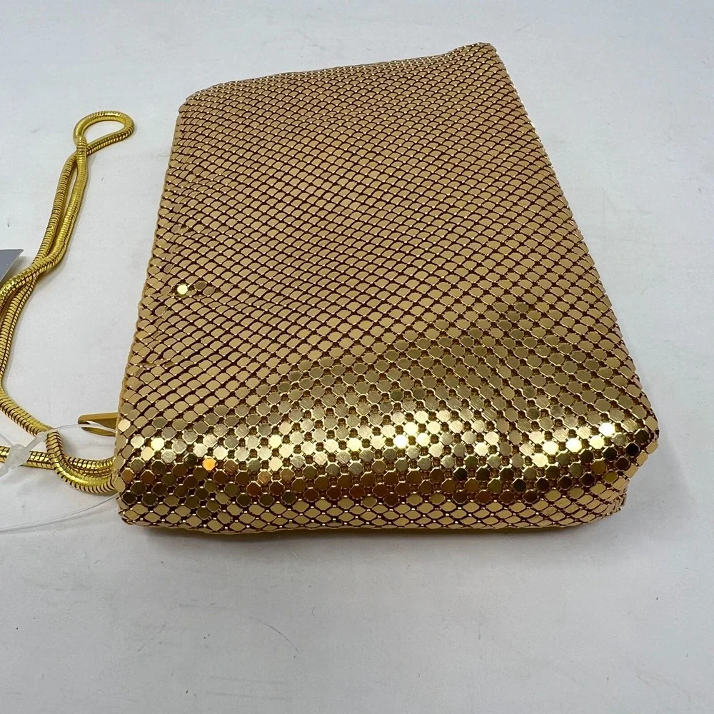 The Unbranded Brand metallic gold
